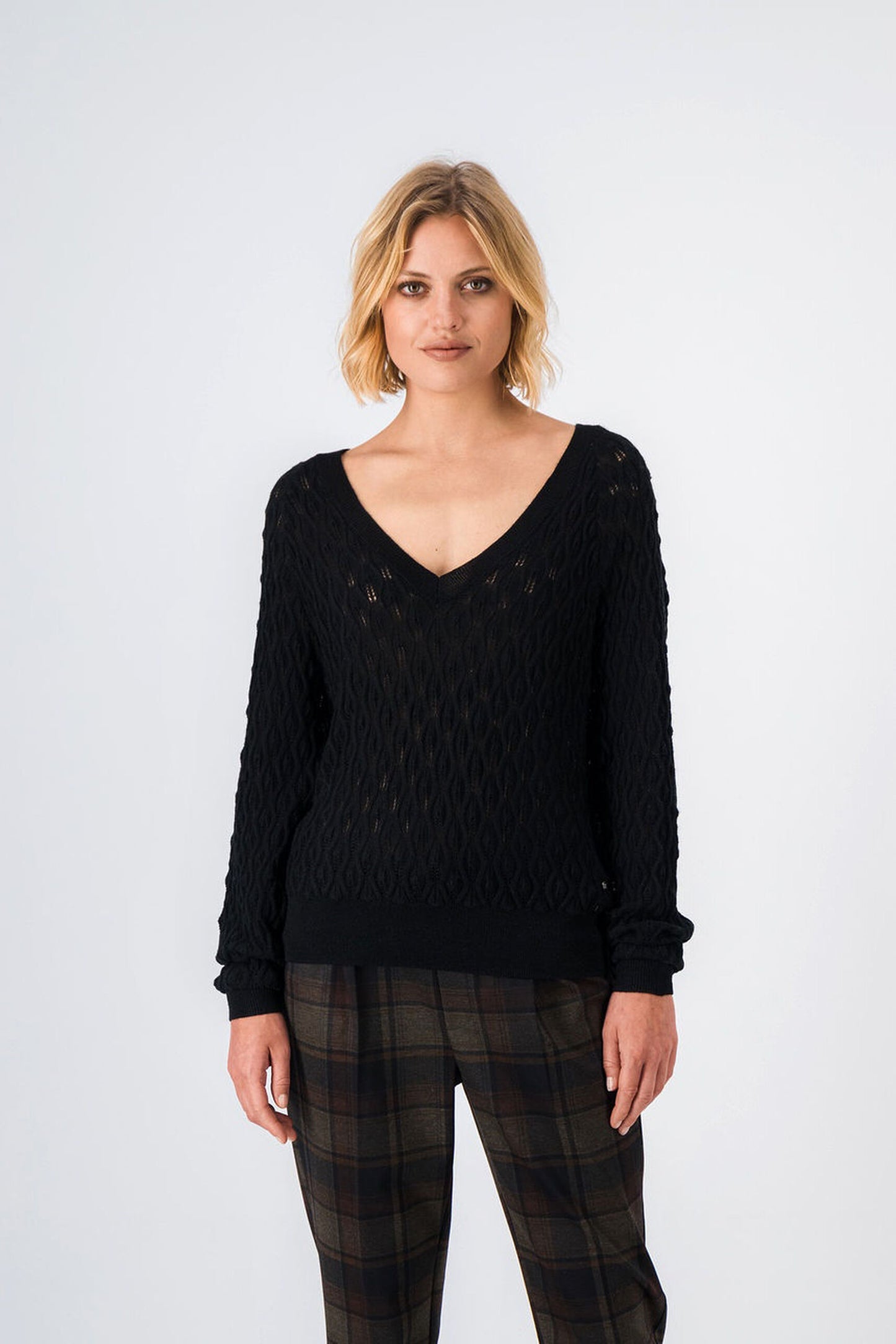 Pull col V LISON NOIR